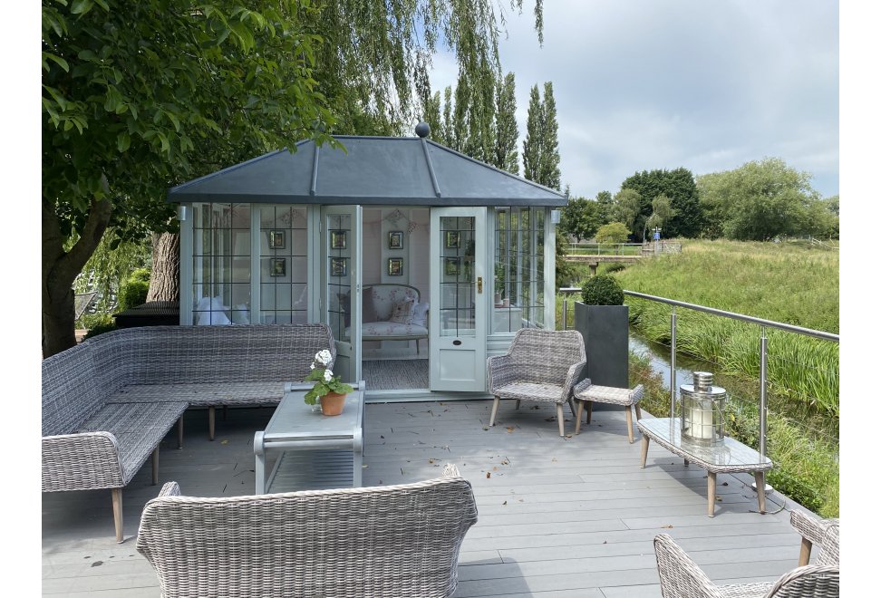 Summer house